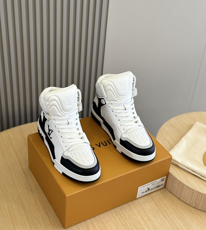 Louis Vuitton TRAINER SNEAKERS ORIGINAL VERSION-157601994