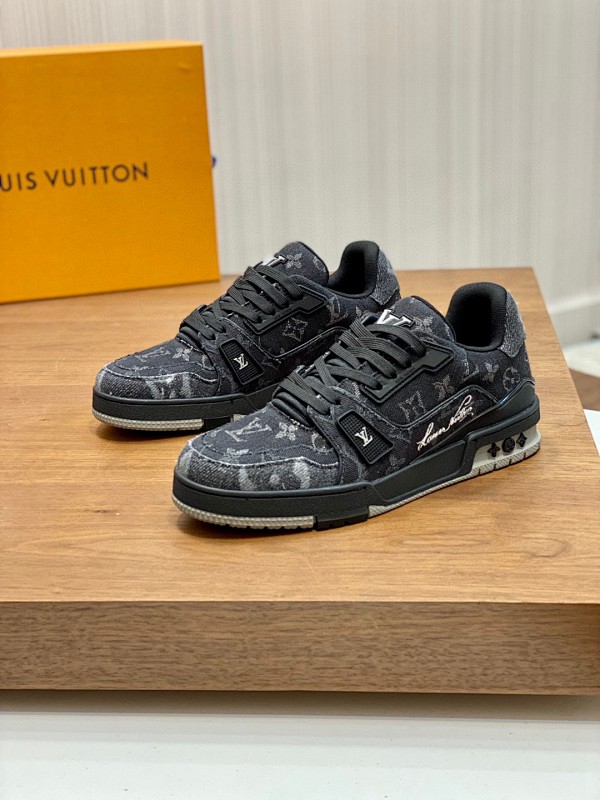 Louis Vuitton LV TRAINER SNEAKERS ORIGINAL-169731103