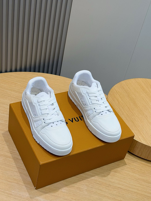 Louis Vuitton LV TRAINER SNEAKERS ORIGINAL-237784628