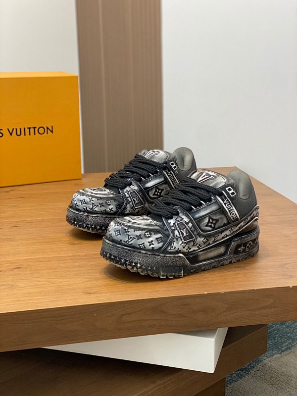 Louis Vuitton LV TRAINER MAXI SNEAKERS-169497643
