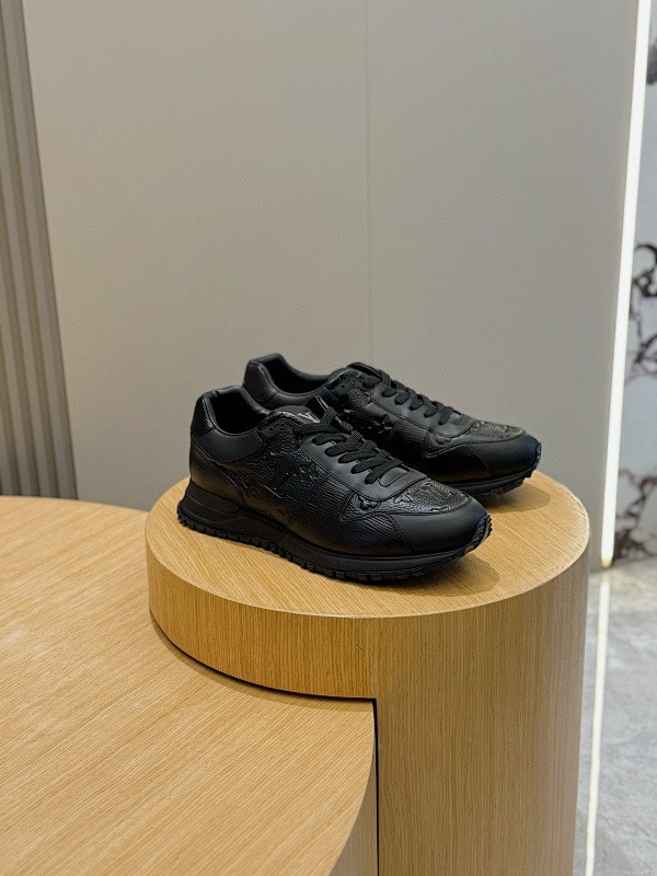 Louis Vuitton LV RUN AWAY SNEAKERS-200136289