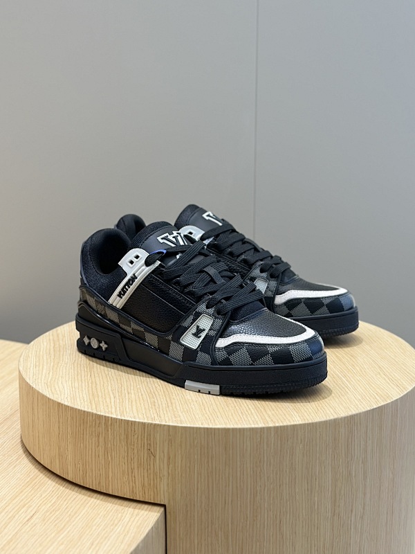 Louis Vuitton TRAINER MONOGRAM SNEAKERS ORIGINAL-160605402
