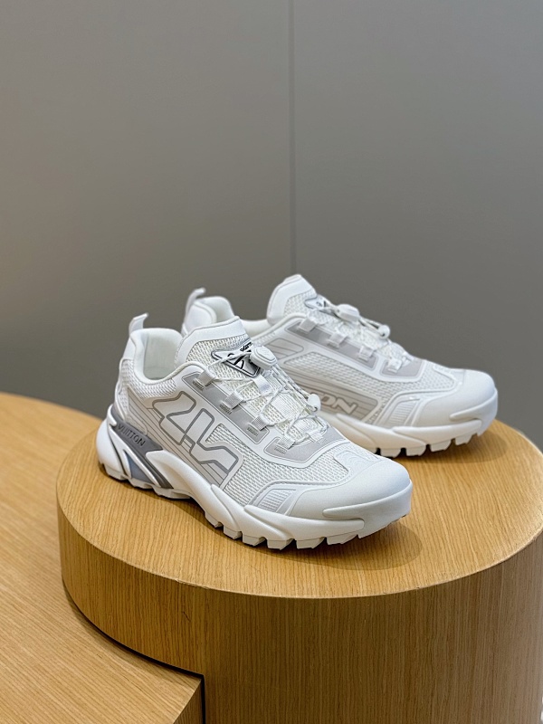 Louis Vuitton LV RUNNER TATIC SNEAKERS-190394346