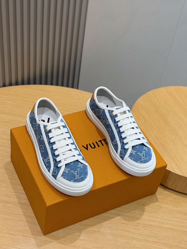 Louis Vuitton LV SNEAKERS ORIGINAL QUALITY-237784464