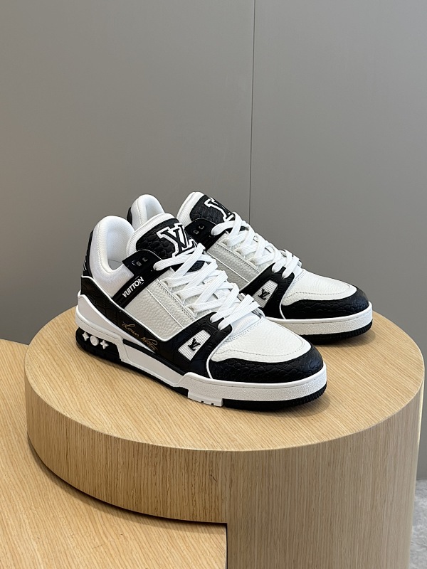 Louis Vuitton TRAINER SNEAKERS ORIGINAL VERSION-158035951