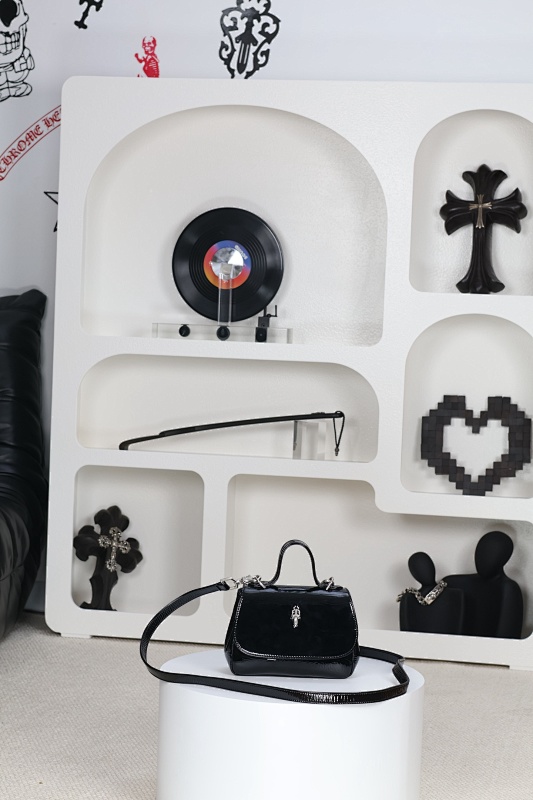 Chrome Hearts BAG-208235560