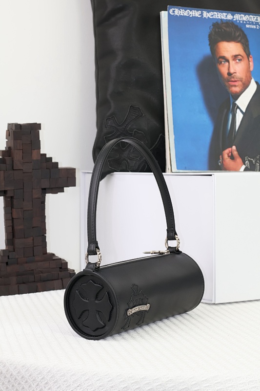 Chrome Hearts grinds bag