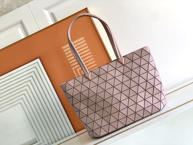 Issey Miyake BAG-127410512