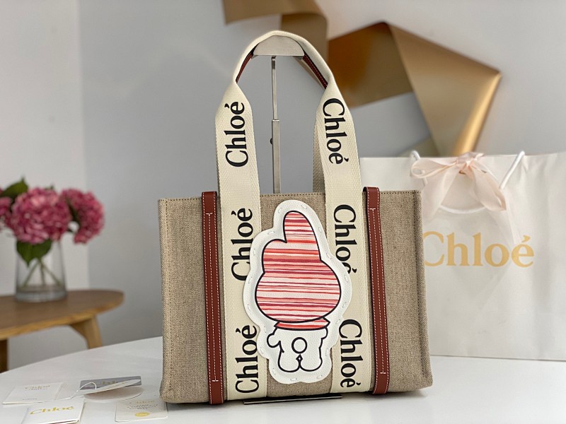 Chloe MELODY-129241890