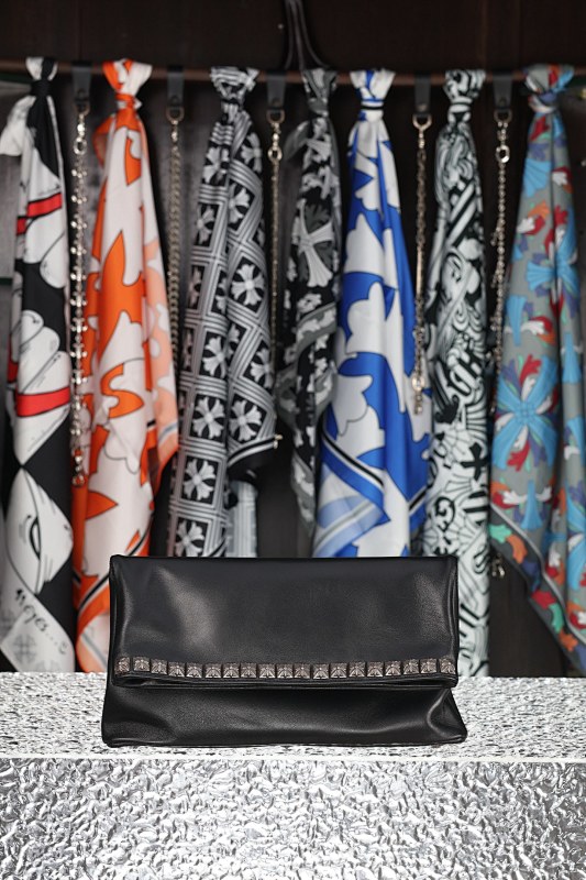 Chrome Hearts BAG-216974447