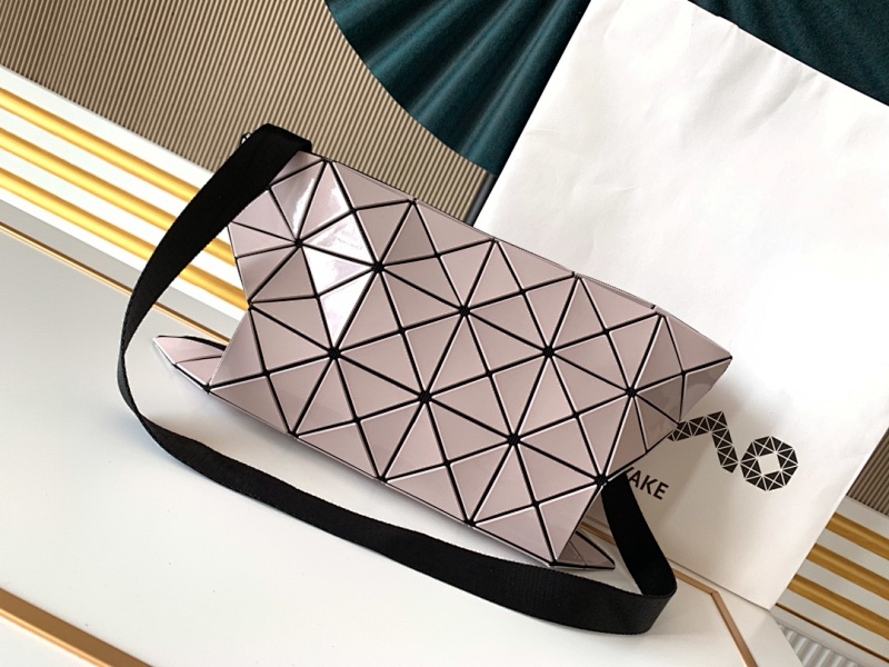 Issey Miyake BAG-146001844