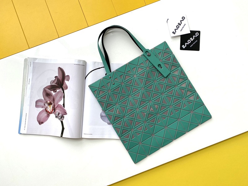 Issey Miyake BAG-147316188