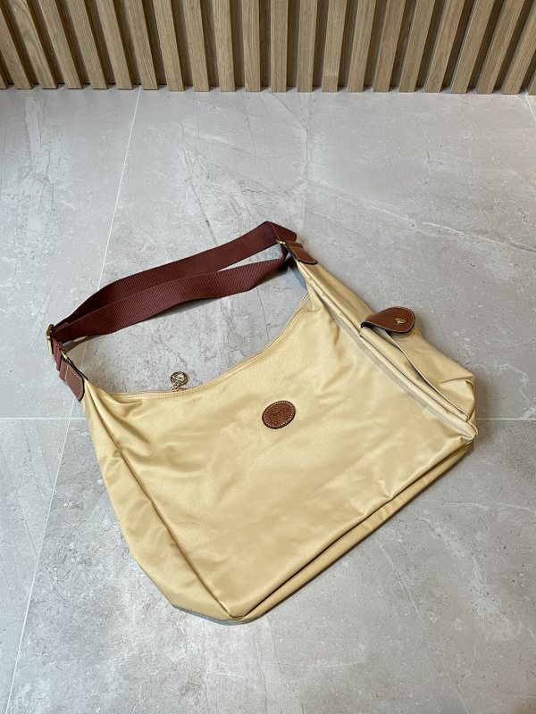 Hobo BAG-165518458