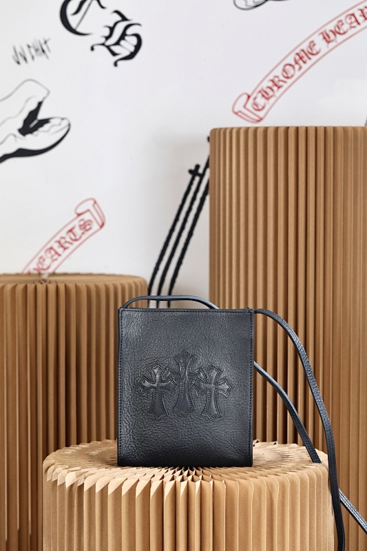 Chrome Hearts 𝖲𝗊𝗎𝖺𝗋𝖾 𝗉𝗈𝖼𝗄𝖾𝗍 𝖻𝖺𝗀
