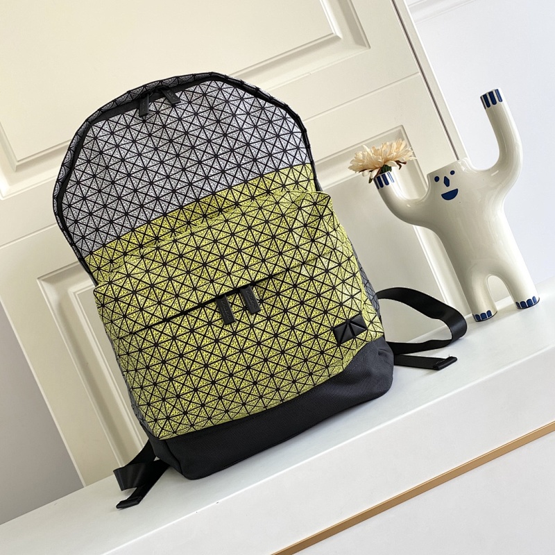 Issey Miyake MI-117275390