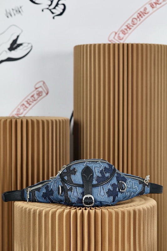 Chrome Hearts 𝐂𝐇-𝖢𝗈𝗐𝖻𝗈𝗒 𝗉𝖺𝗍𝖼𝗁𝖾𝗌 𝗆𝗂𝗇𝗂 𝗌𝗇𝖺𝗍 𝗉𝖺𝖼𝗄