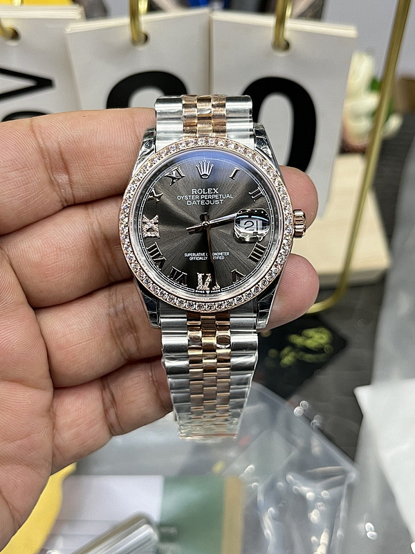 Rolex ROL069