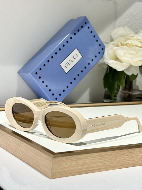 Gucci GG1527S-211624598