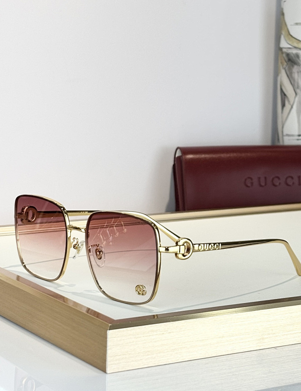 Gucci GG1552S-226708799