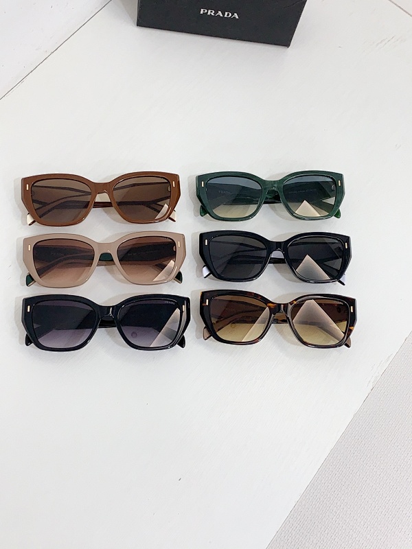 Prada SPR32S