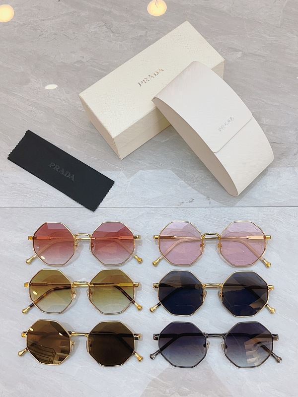Prada OPR33F