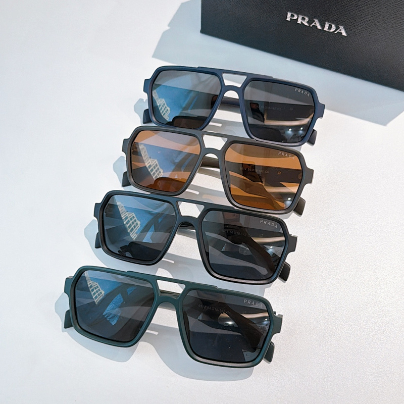 Prada P330 8512