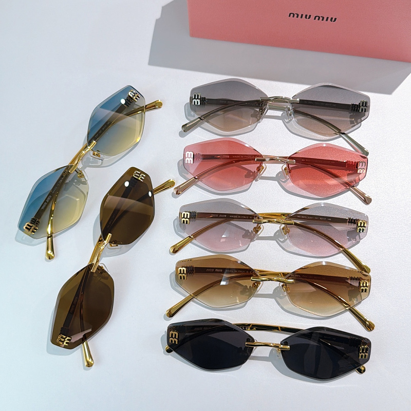 Miumiu P360 1897L