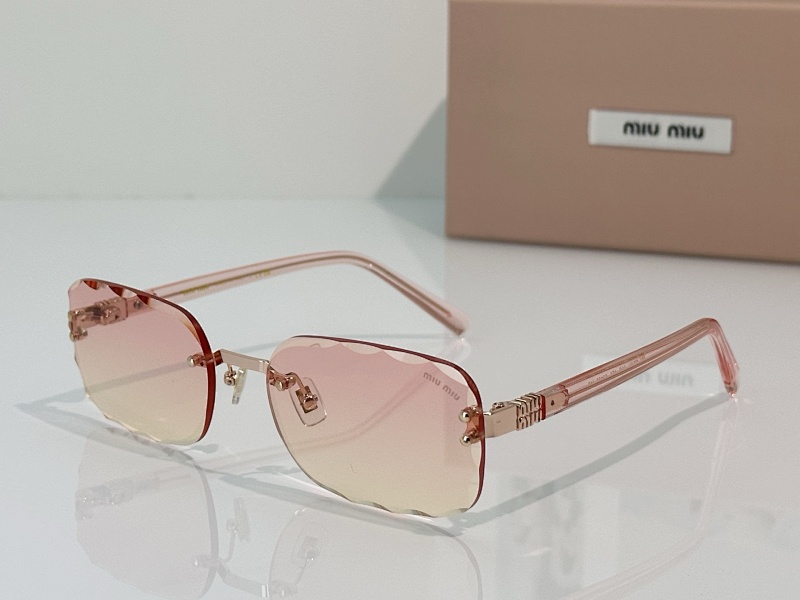 Miumiu MU126AV
