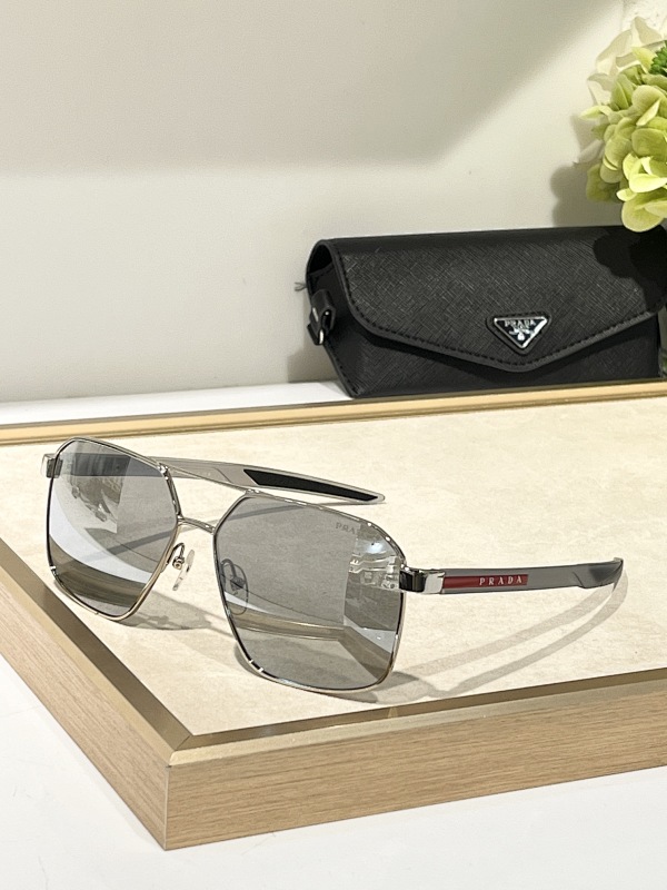 Prada SPS55W
