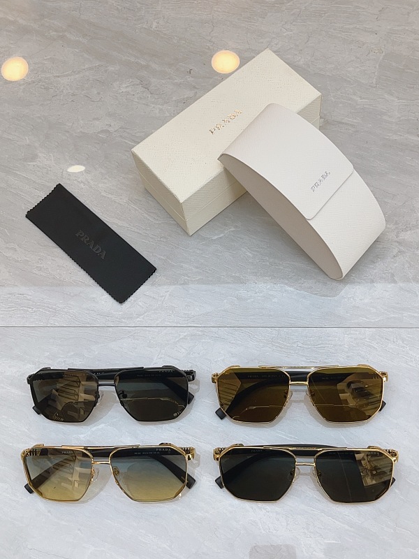 Prada PR182