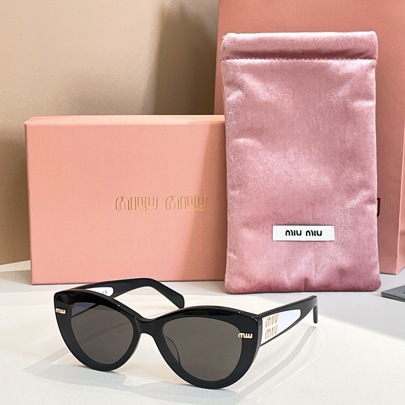 Miumiu MU08KS