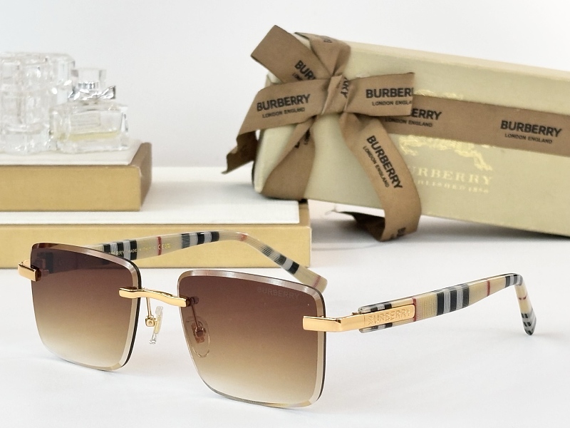 Burberry BE2244-233470658
