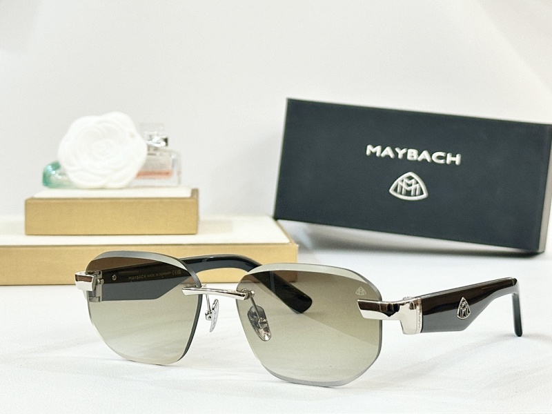 sunglasses。