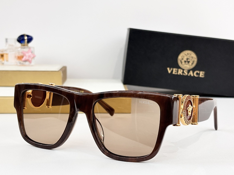 Versace VE6819