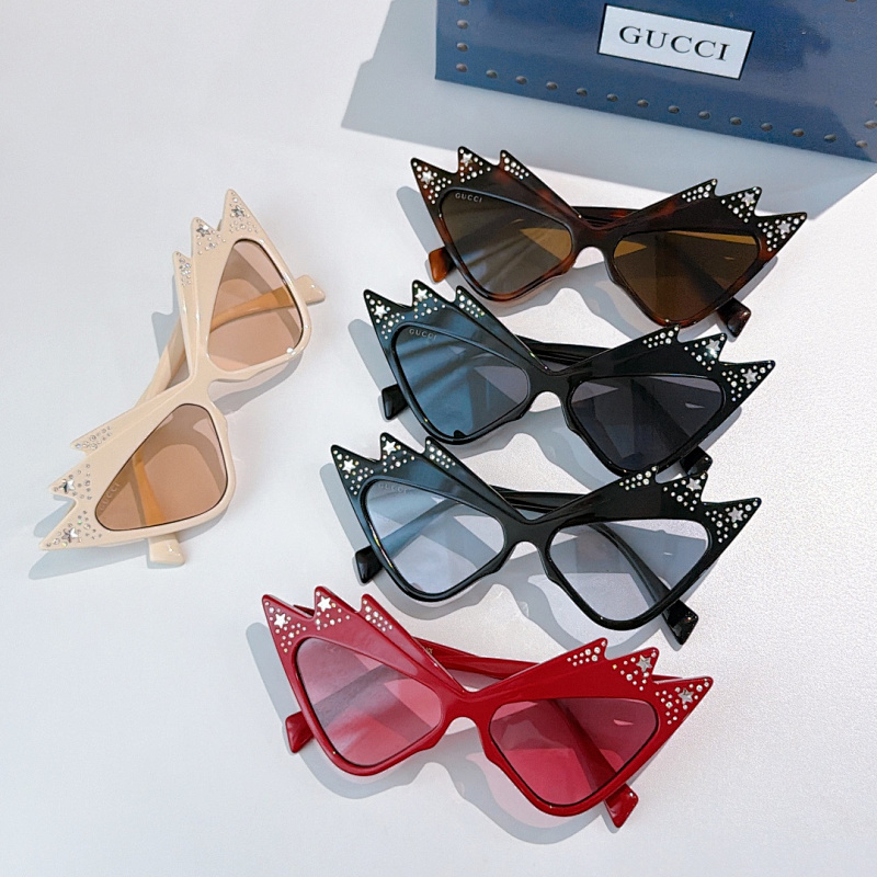 Gucci GG1371