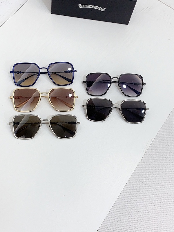 sunglasses。