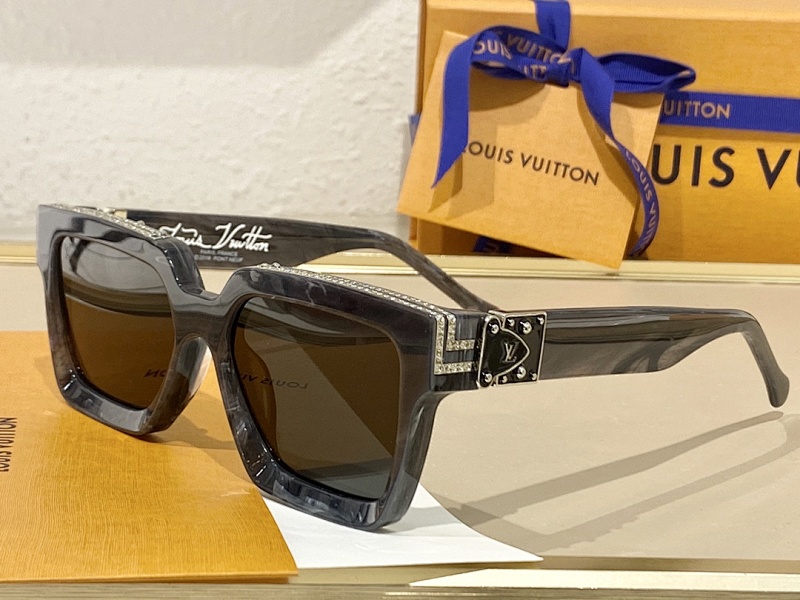 Lv MILLIONAIRES96006-138494264