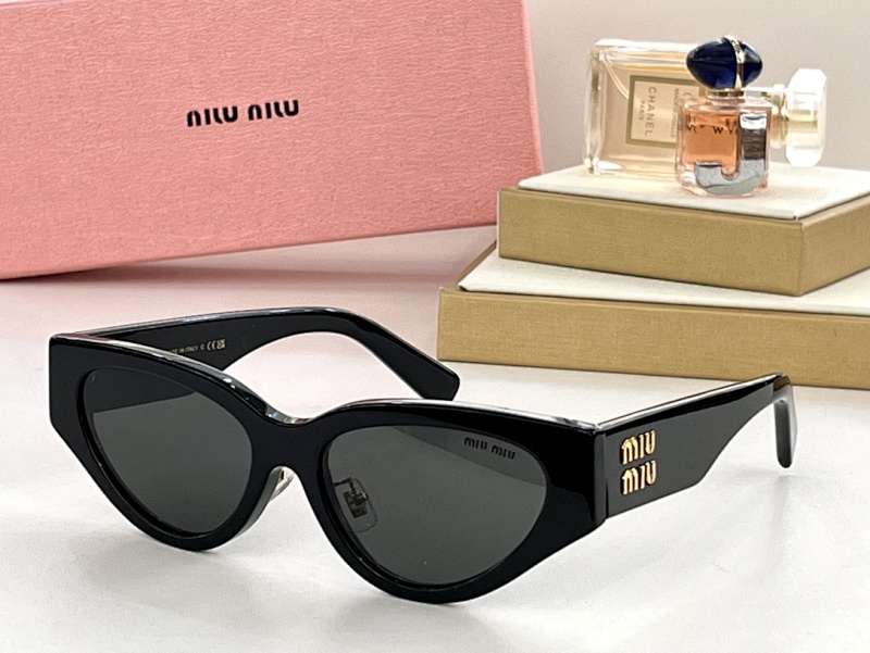 Miumiu MU03ZS-146568361
