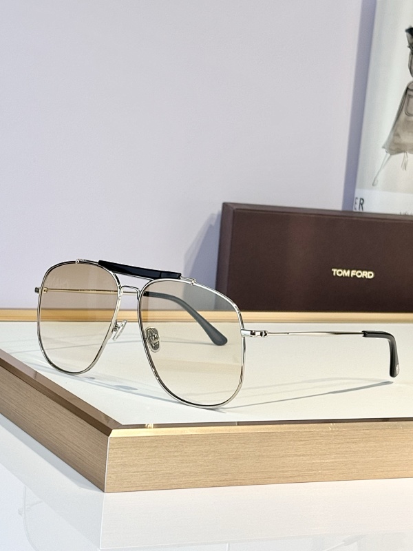 Tom ford TF557