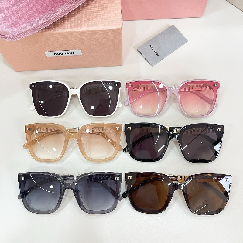 Miumiu SMU088Z