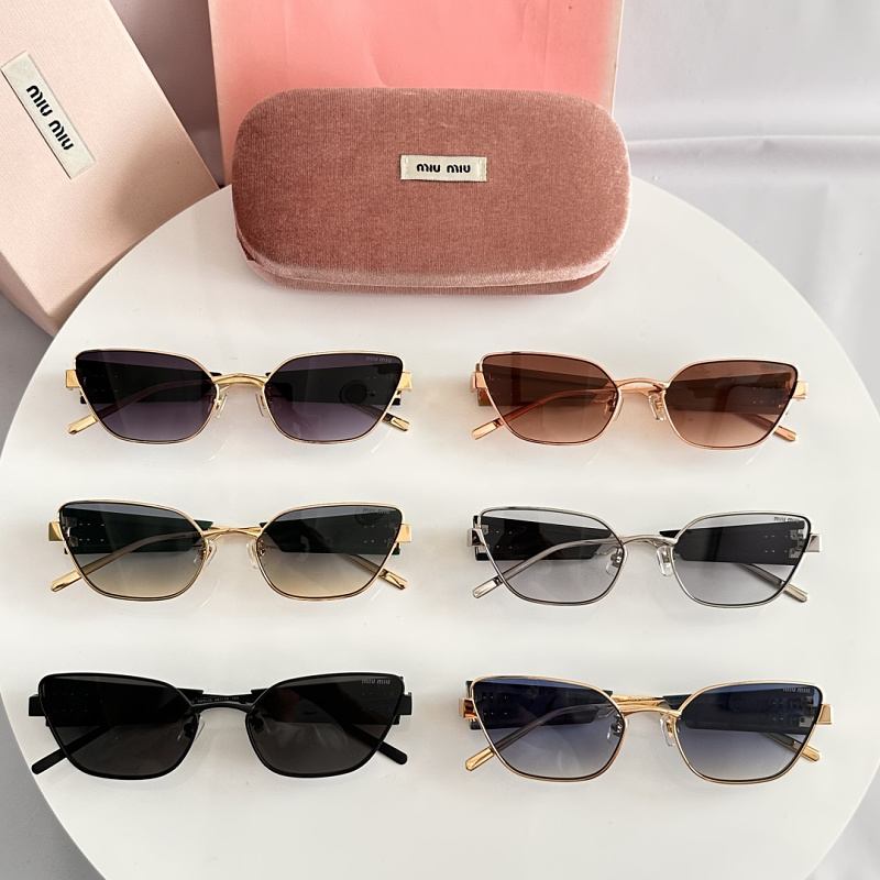 Miumiu SMU65WS