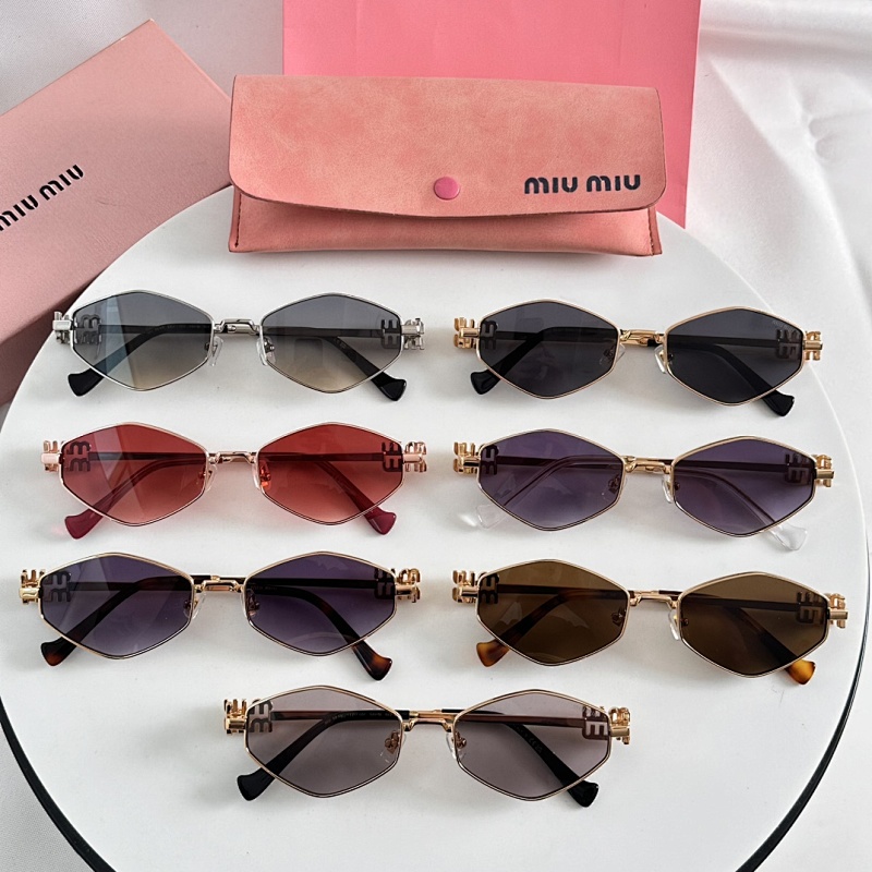 Miumiu MU98AV
