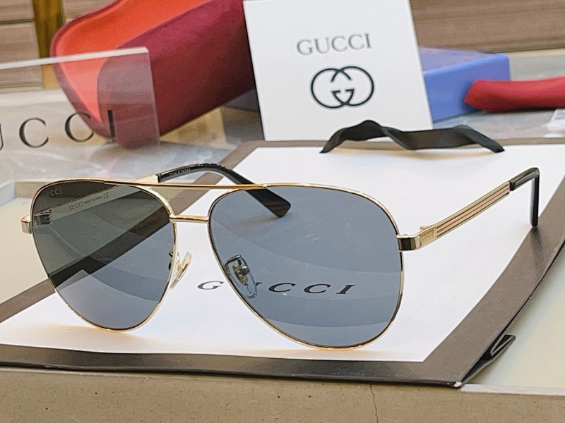 Gucci GG1233SA