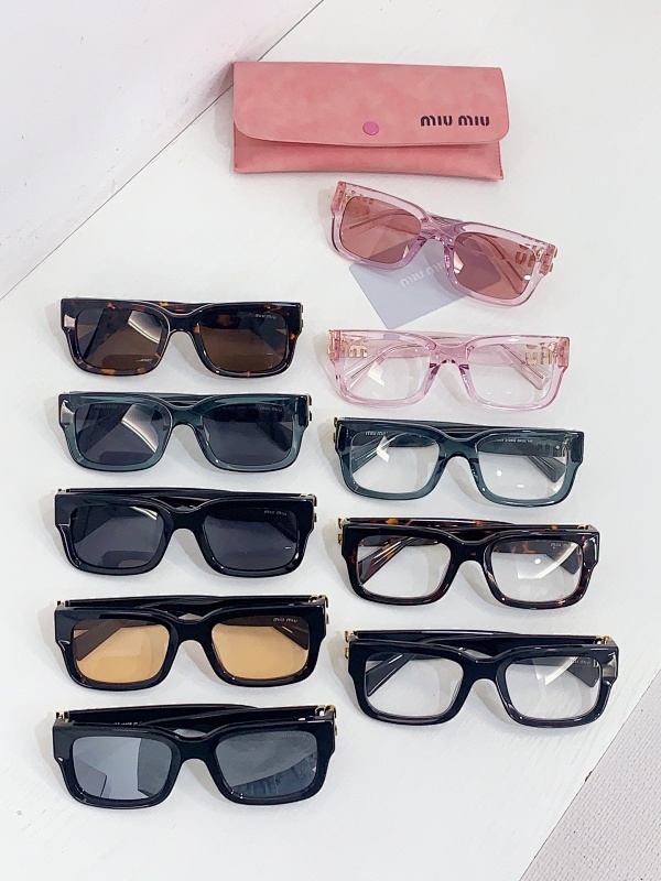 Miumiu MU03UV