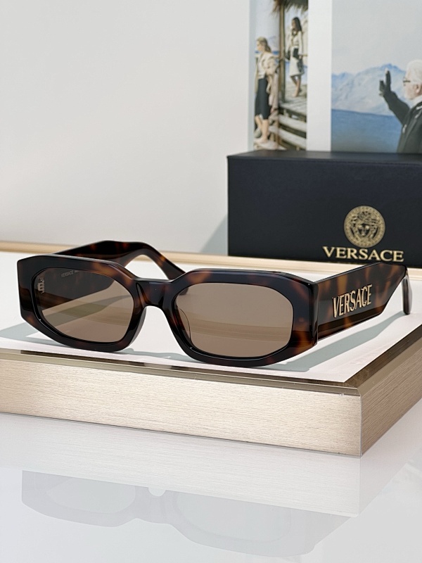 Versace VE4489U