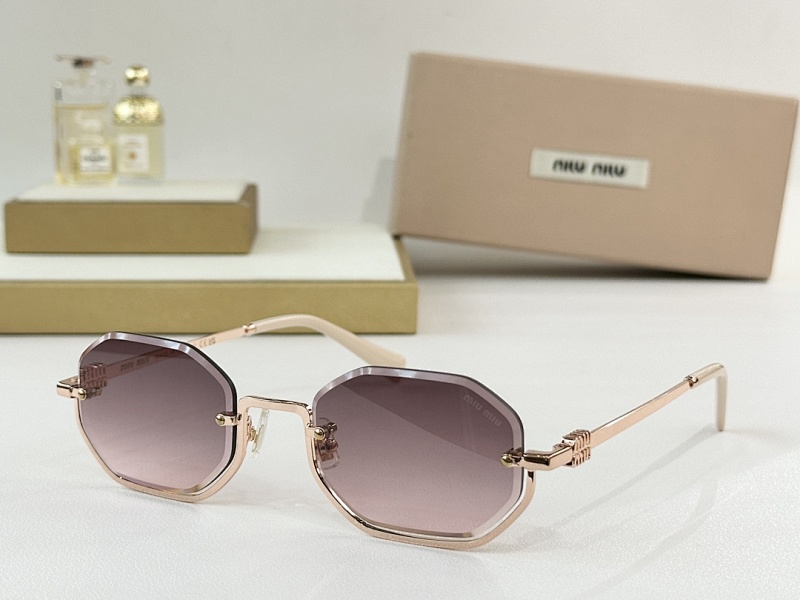 Miumiu MU1747S