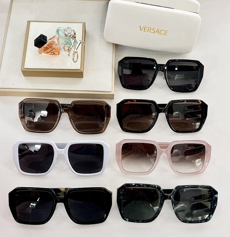 Versace P350 4472