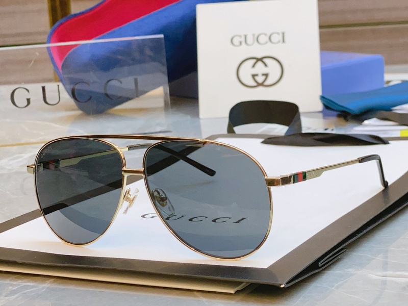 Gucci GG1677S
