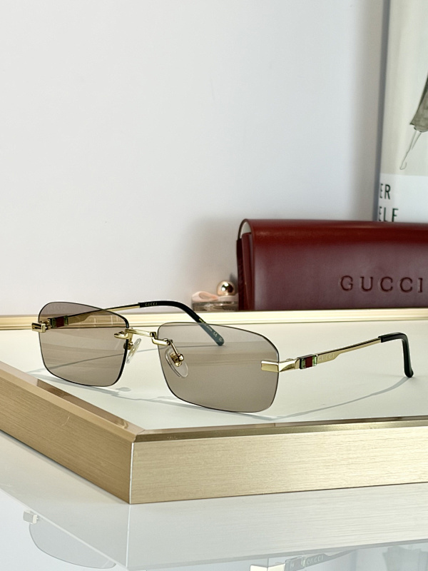 Gucci GG2245S-228503724