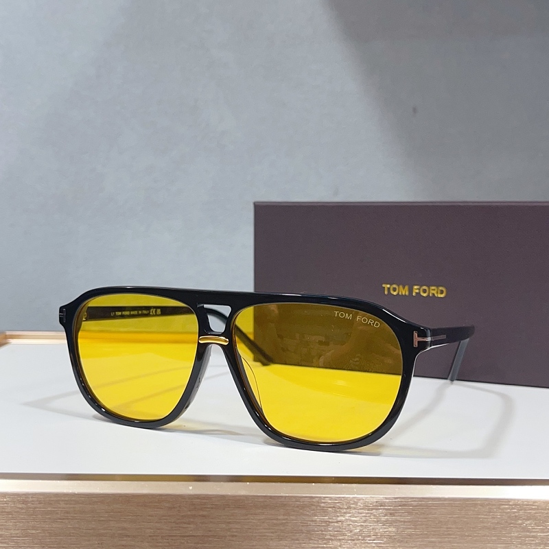 Tom ford FT1026-235931053